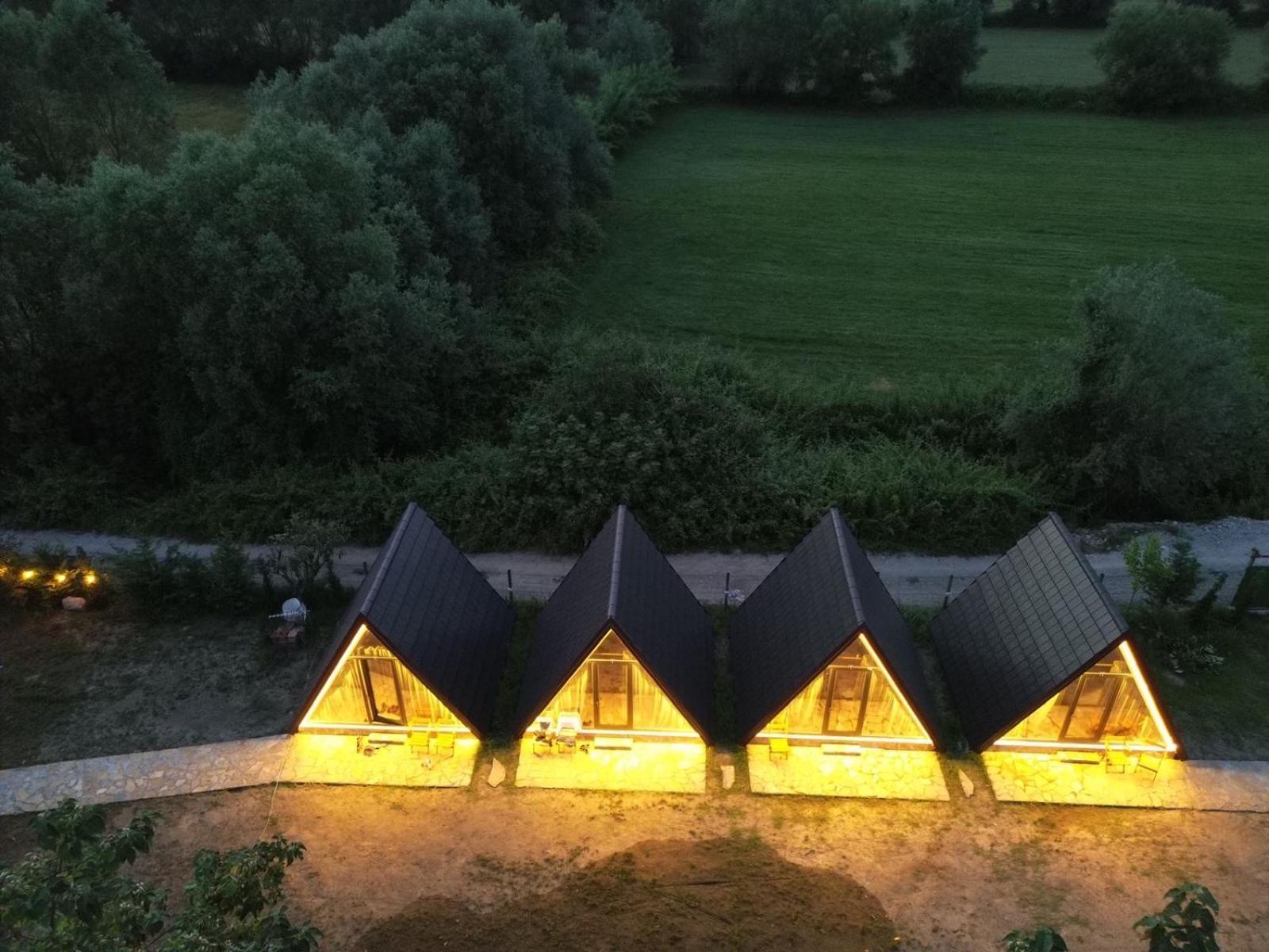 Windmill Shkodra Villa'S & Gesthouse Eksteriør billede
